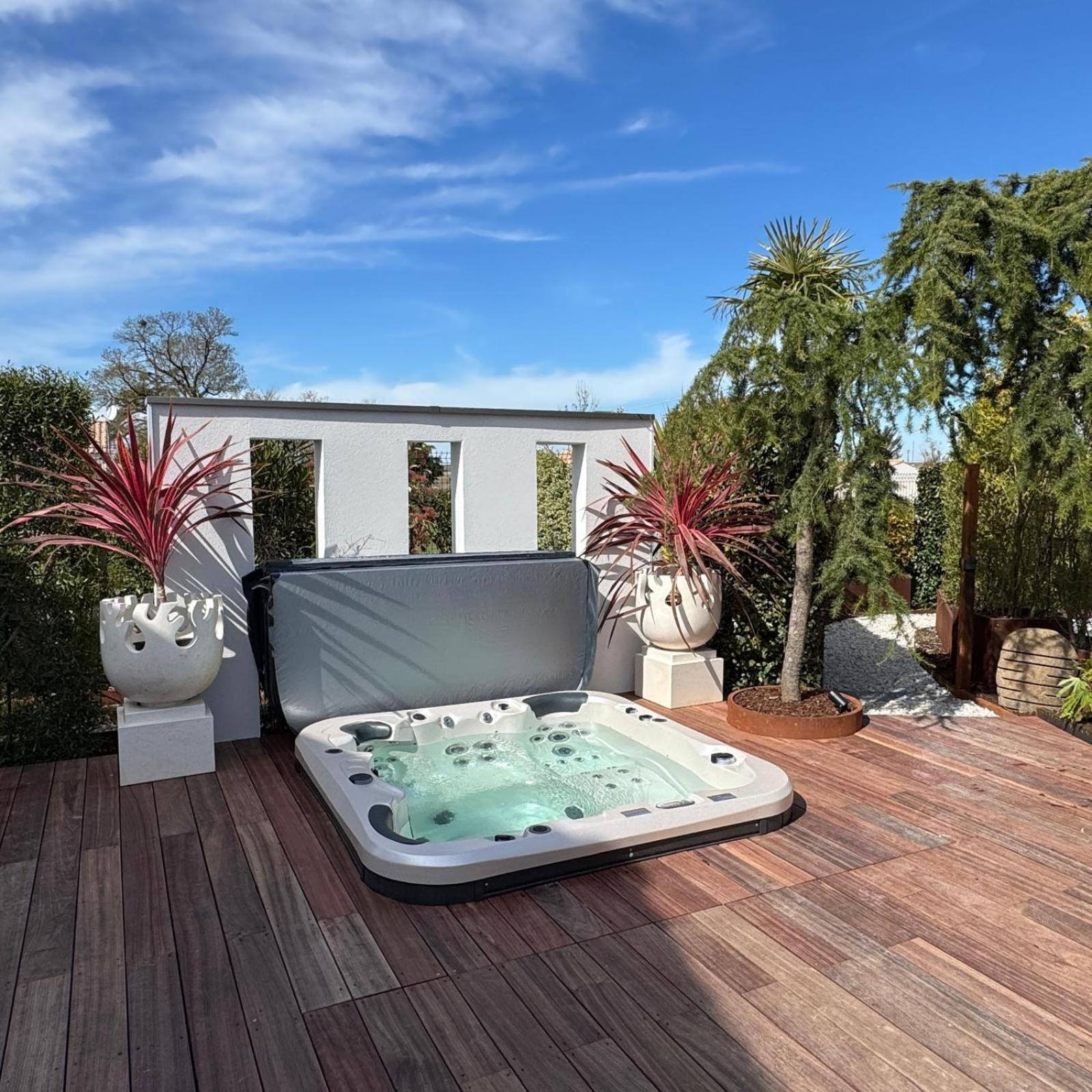 Villa Evasion -Luxe & Confort En Charente-Maritime -Disponible A Partir De Mai 2025 Saint-Ciers-du-Taillon Exterior photo